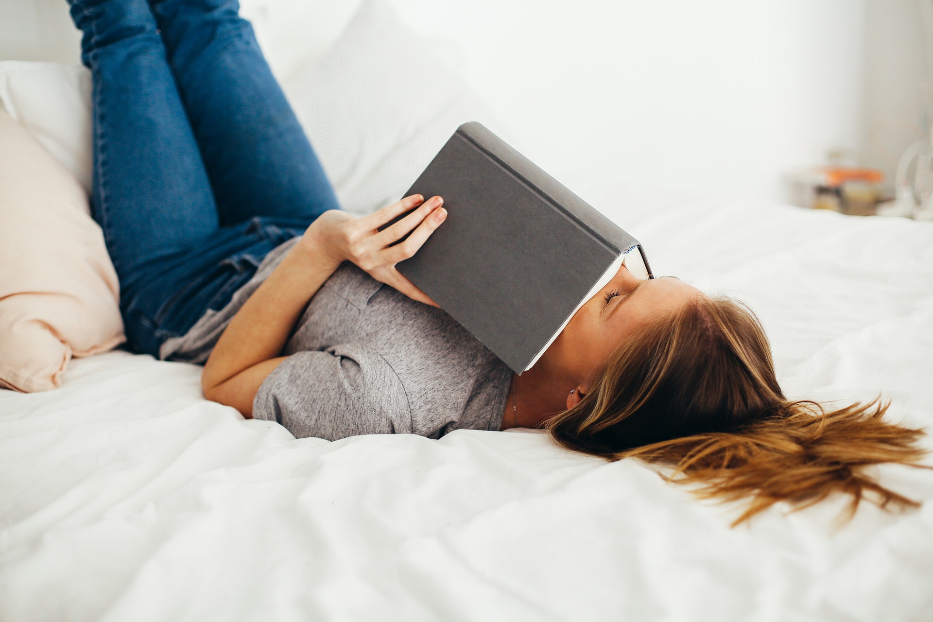 5 books you need to read to revolutionise your sleep