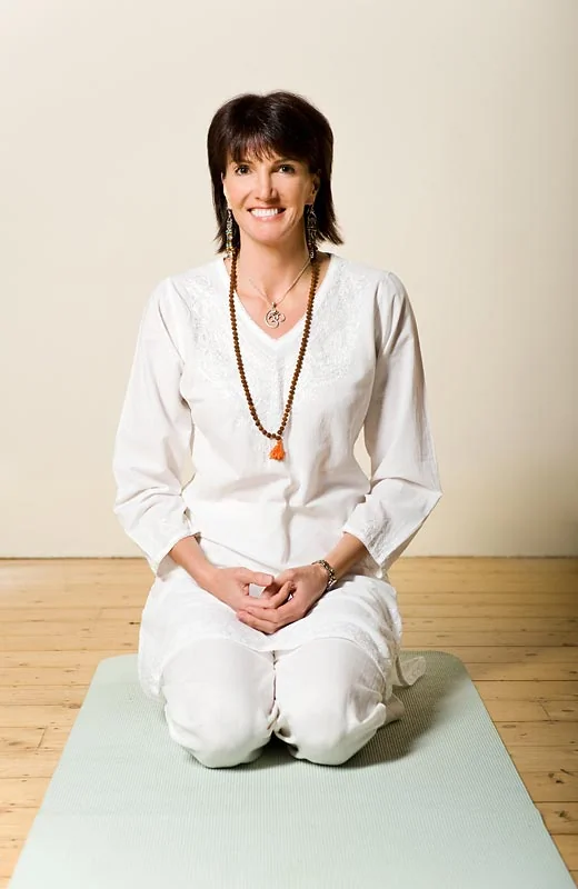 Anandi-sleep-guru-sat-on-feet-1