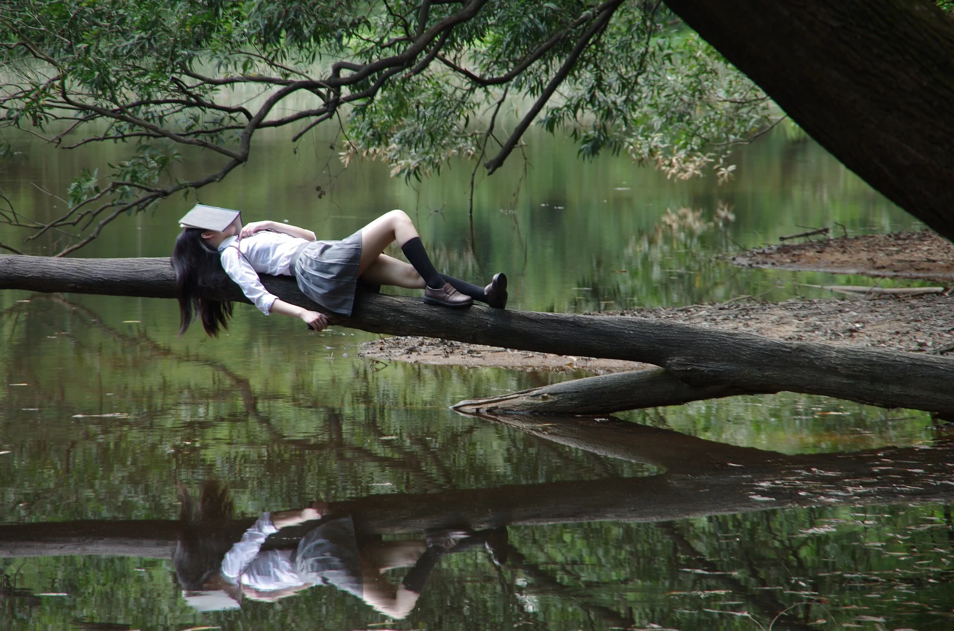 students-master-the-art-of-the-power-nap
