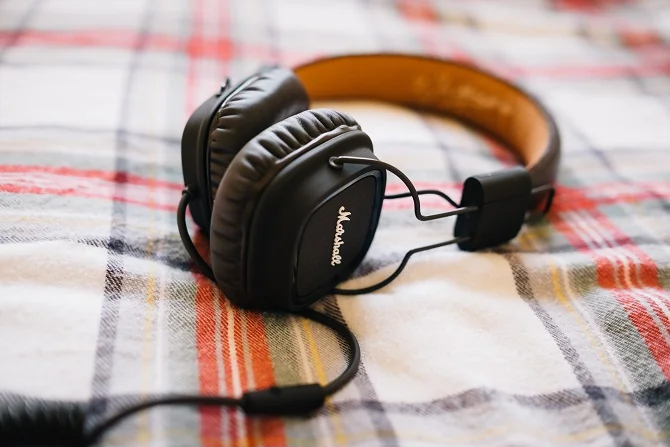 headphones on bed