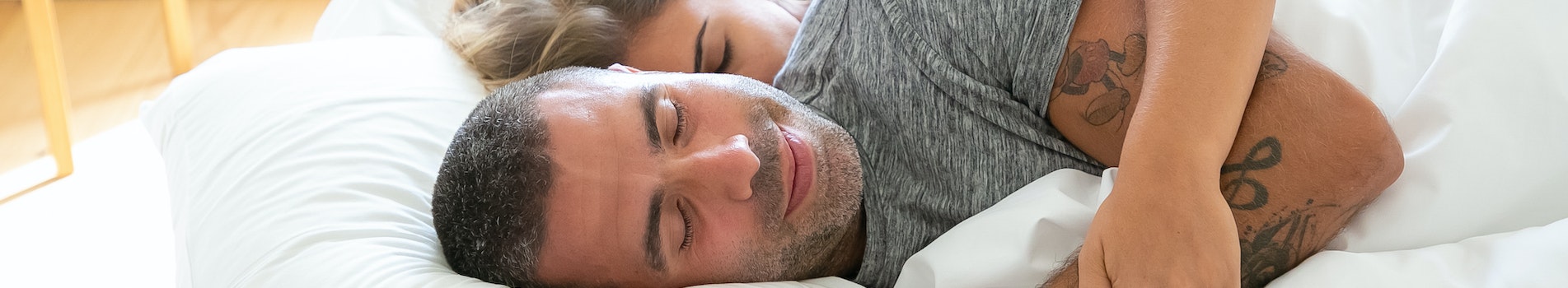 Sharing a Bed with Your Partner: 5 Tips for Success