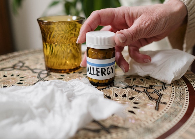Allergy pills